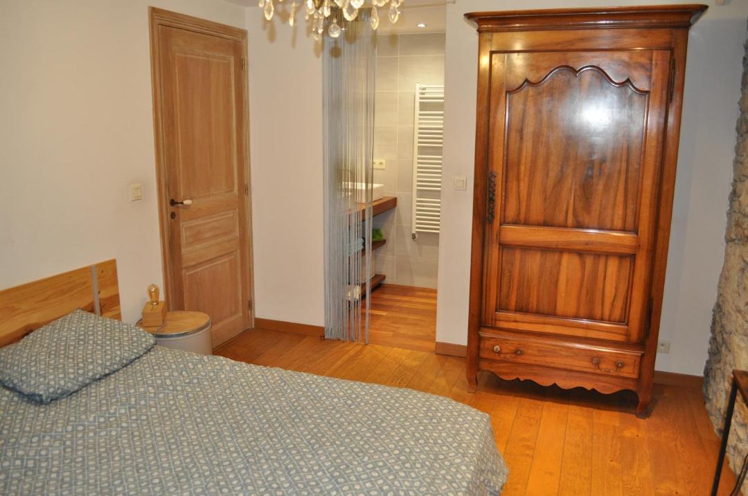 Photo of Bedroom in Noyarey