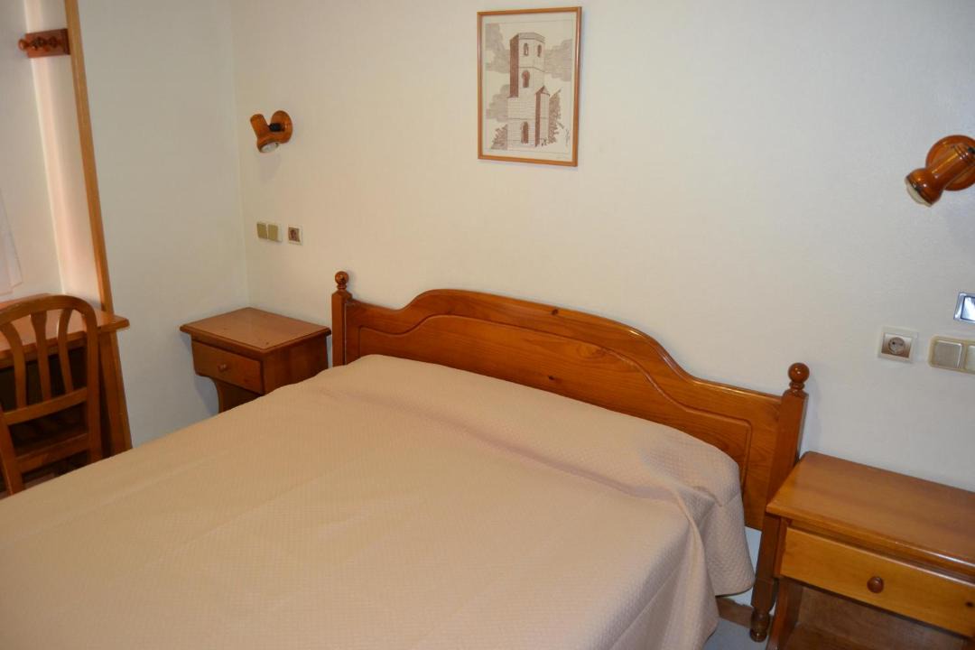 Photo of Bedroom in Alujan