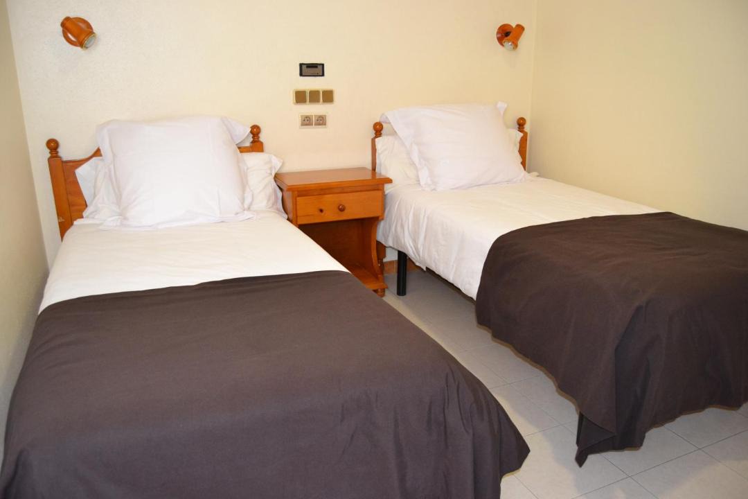 Photo of Bedroom in Alujan