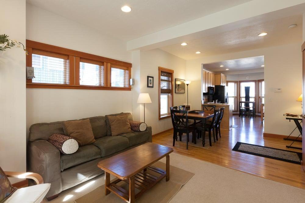 Photo of Others in Hood River