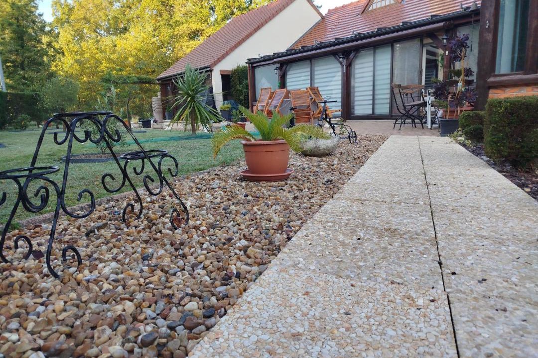 Photo of Others in La Ferte-Saint-Cyr