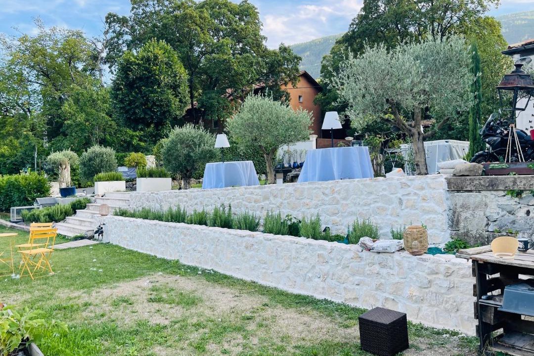 Photo of Others in Annot