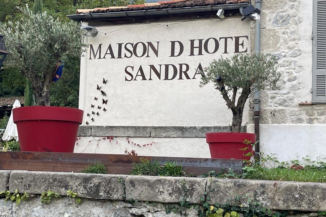 Photo of Others in Annot