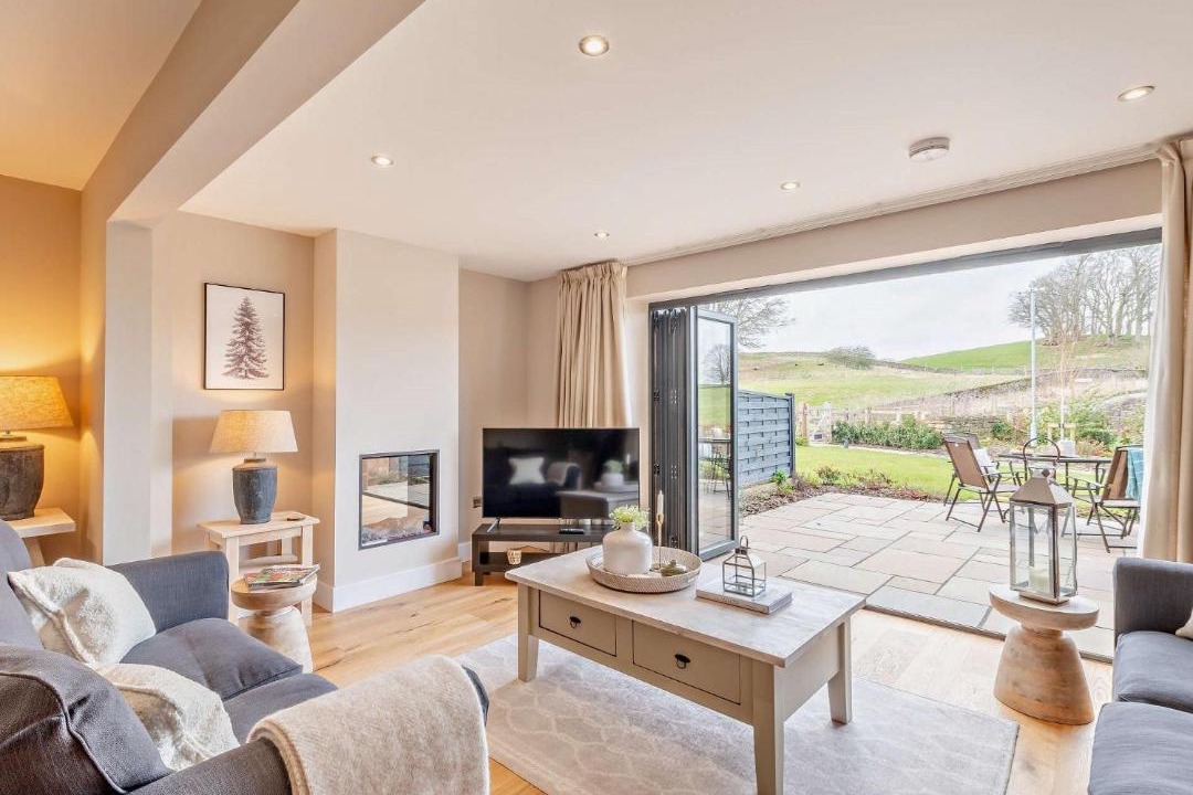 Photo of Others in Wing