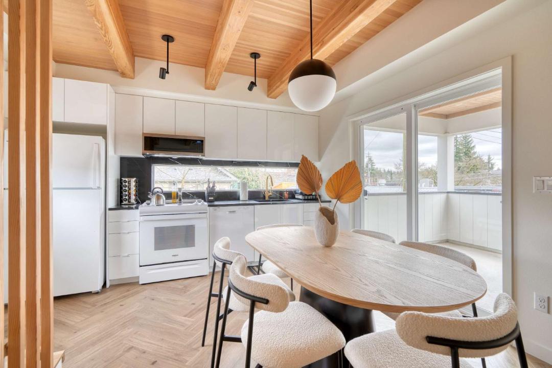 Photo of Others in Alberta Arts District