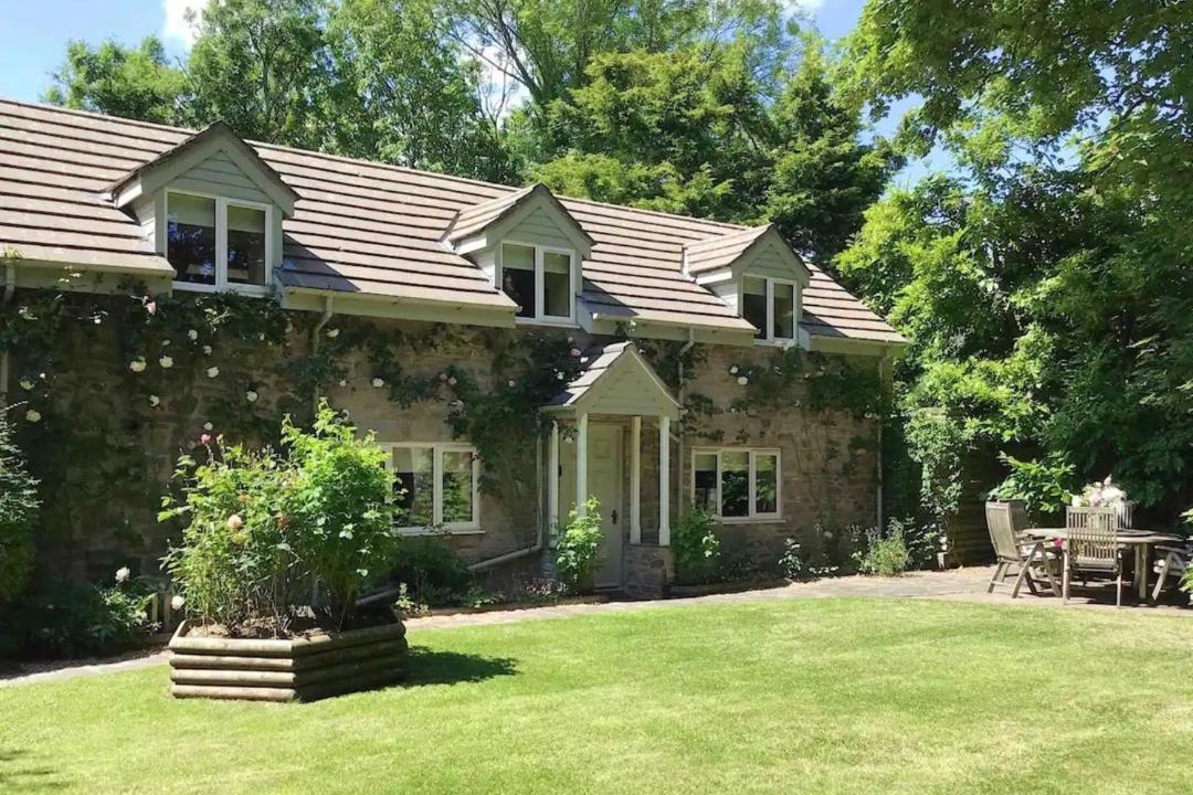 Photo of Others in Kington