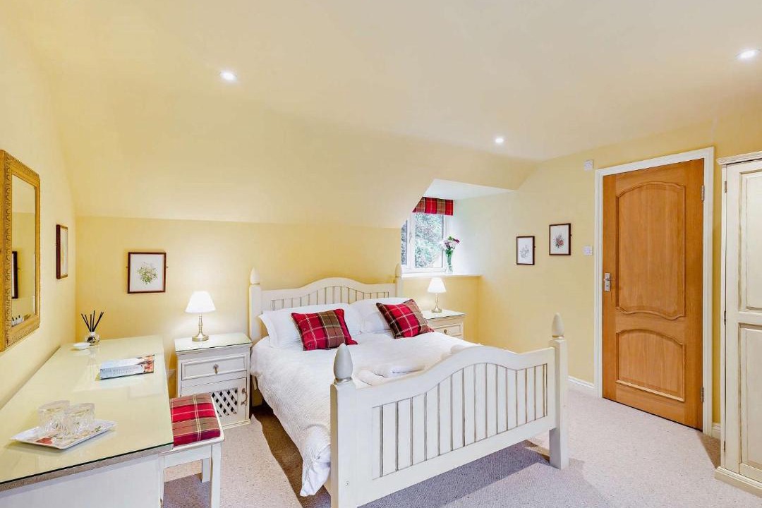 Photo of Others in Kington