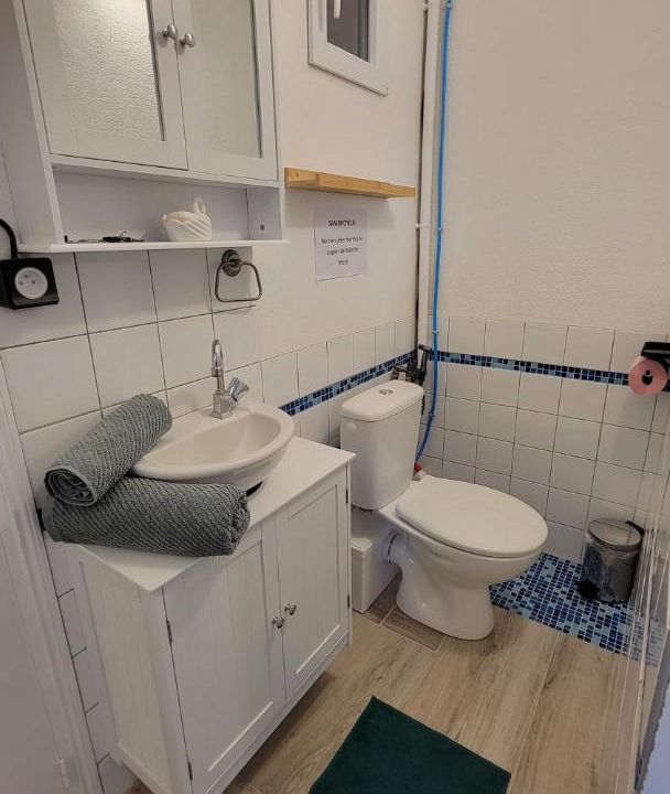 Photo of Bathroom in Saint-Cyr-en-Val