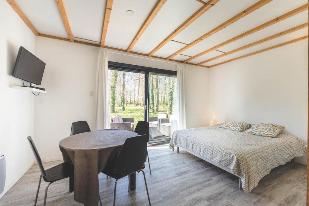 Photo of Bedroom in Montamise