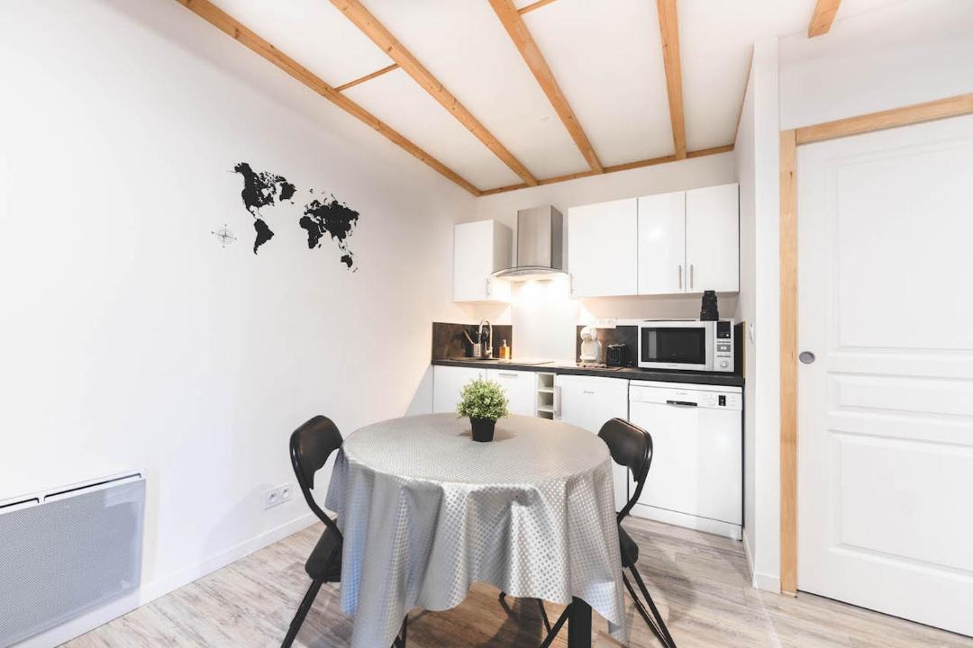 Photo of Others in Montamise