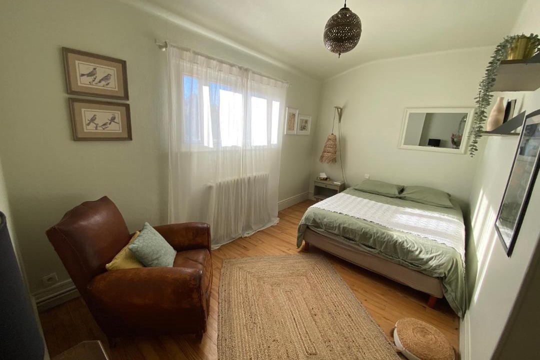 Photo of Bedroom in Up 1.5 Saint-Ferreol