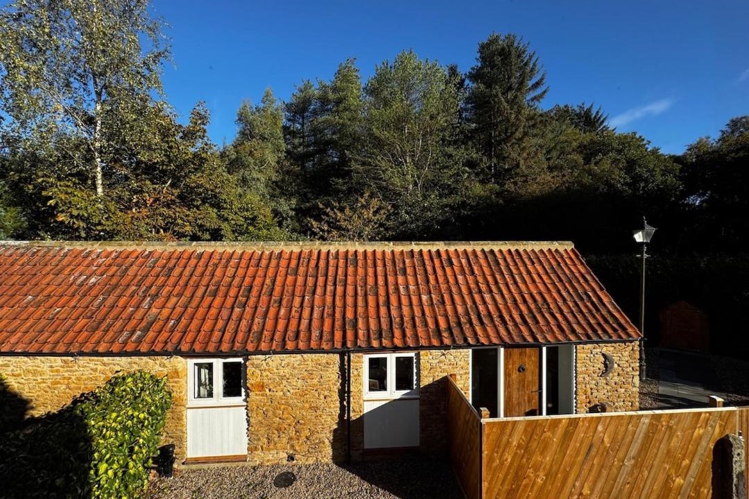 Photo of Others in Potter Brompton