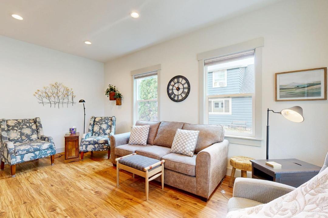 Photo of Others in Newberg