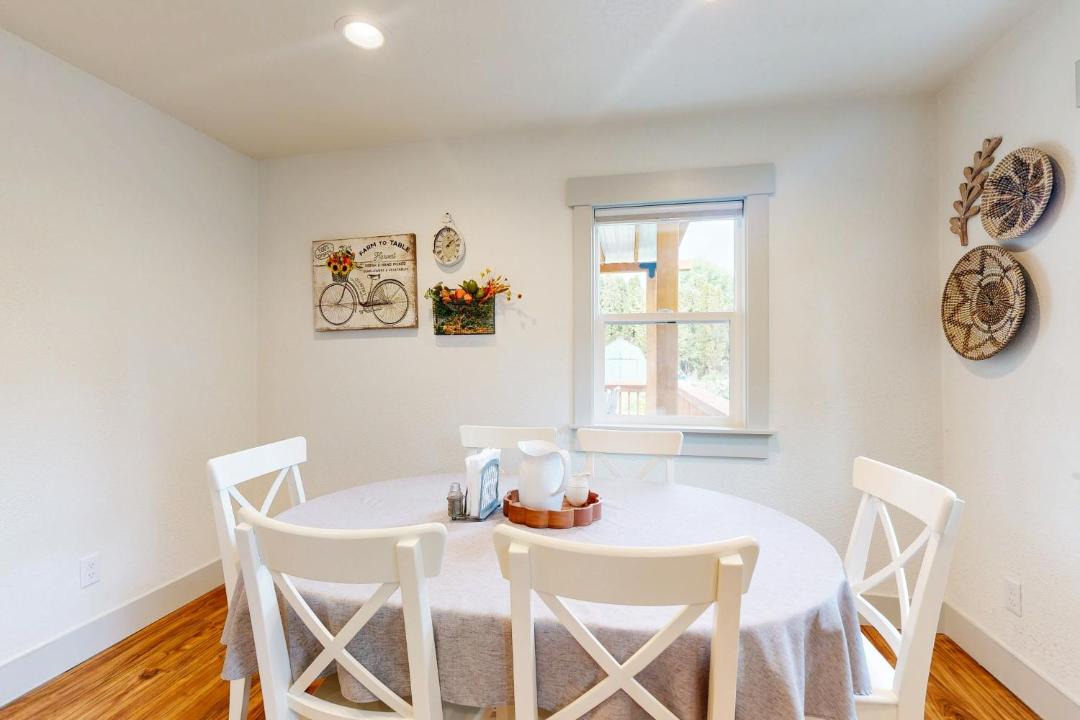 Photo of Others in Newberg