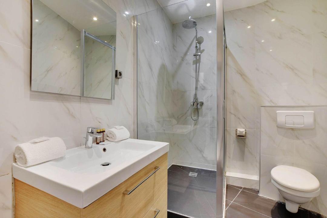 Photo of Bathroom in Arsenal