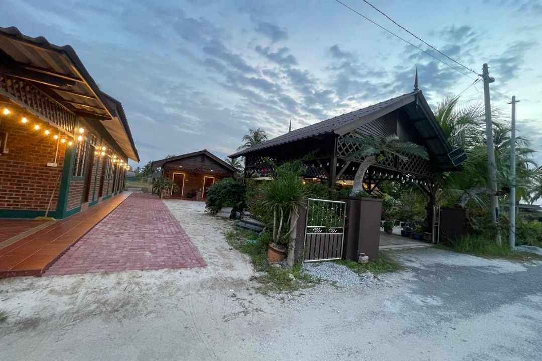 Photo of Others in Setiu