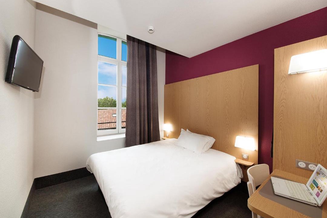 Photo of Bedroom in Castres