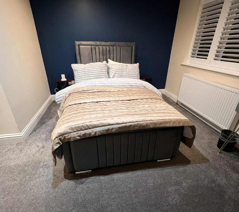 Photo of Bedroom in Horley