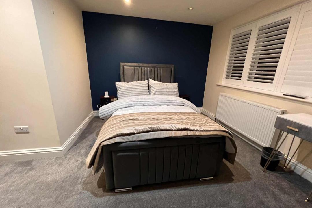 Photo of Bedroom in Horley