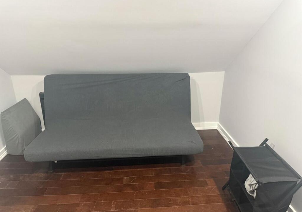 Photo of Others in West New Haven