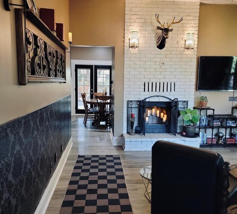 Photo of Others in Southeast Salem