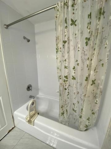 Photo of Bathroom in Bramalea