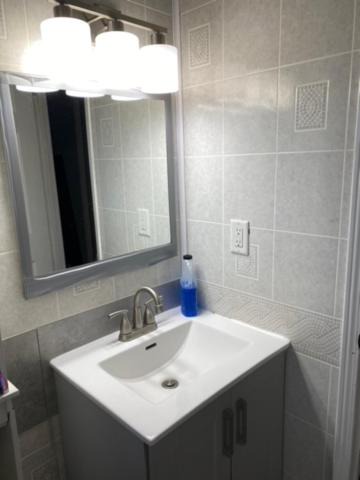 Photo of Bathroom in Bramalea