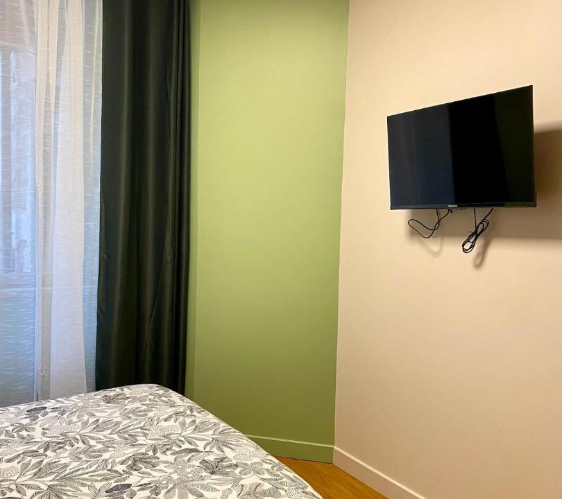 Photo of Bedroom in Semur-en-Auxois