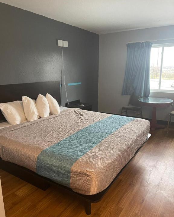 Photo of Bedroom in Troy