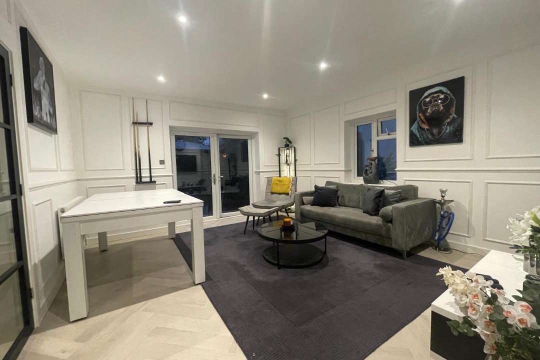 Photo of Others in Purley