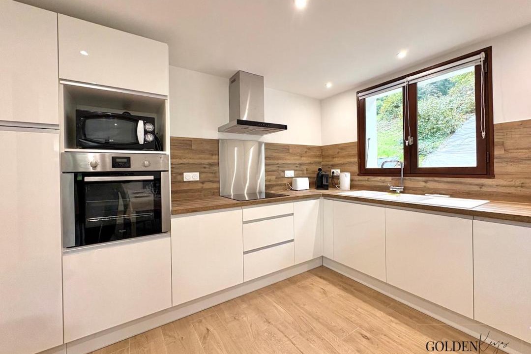 Photo of Others in Marnaz