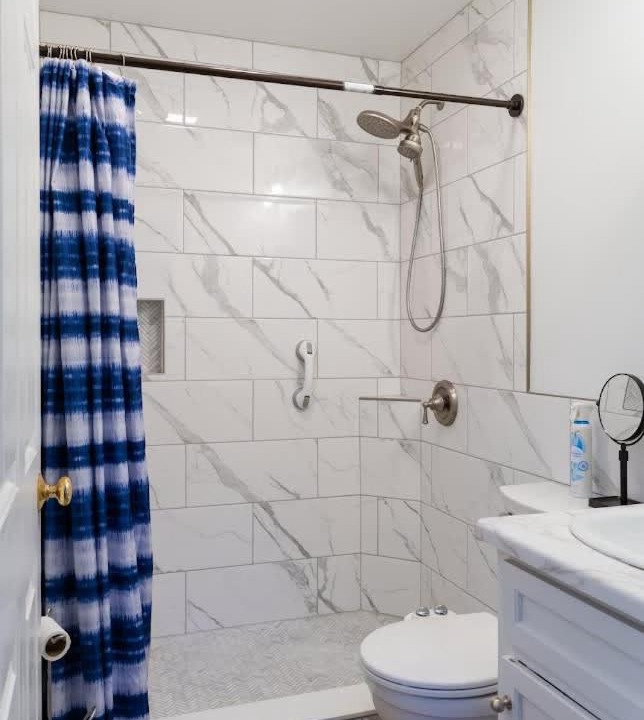 Photo of Bathroom in Center Conway