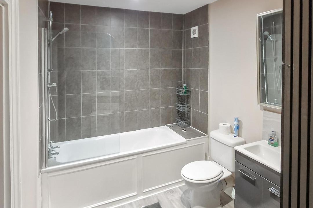 Photo of Bathroom in Tooting