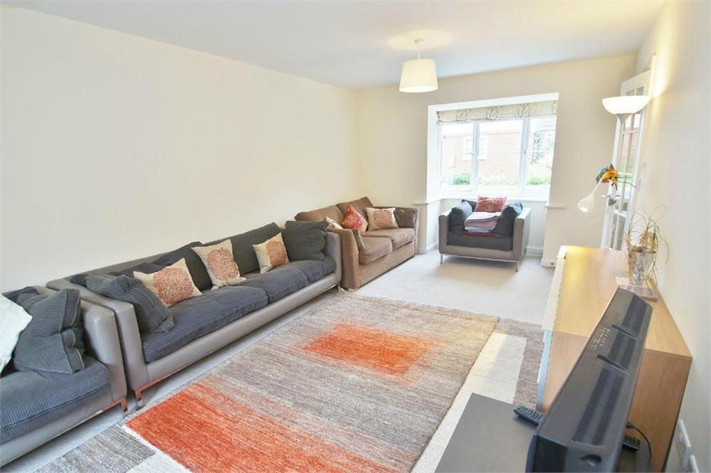 Photo of Livingroom in Rugby