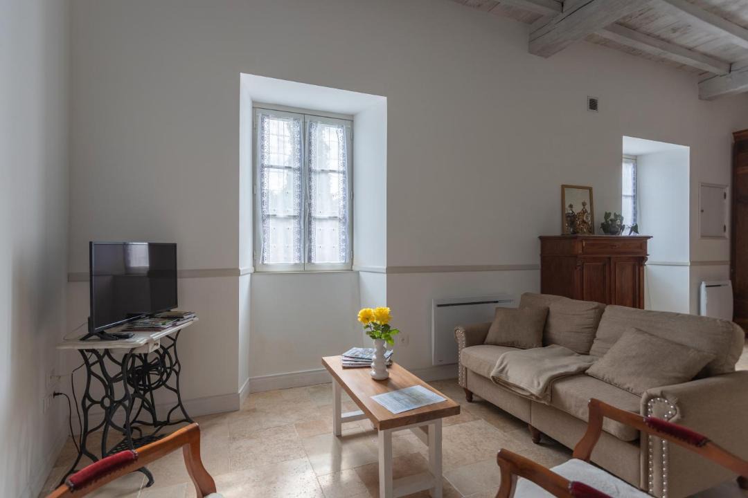 Photo of Others in Dognen