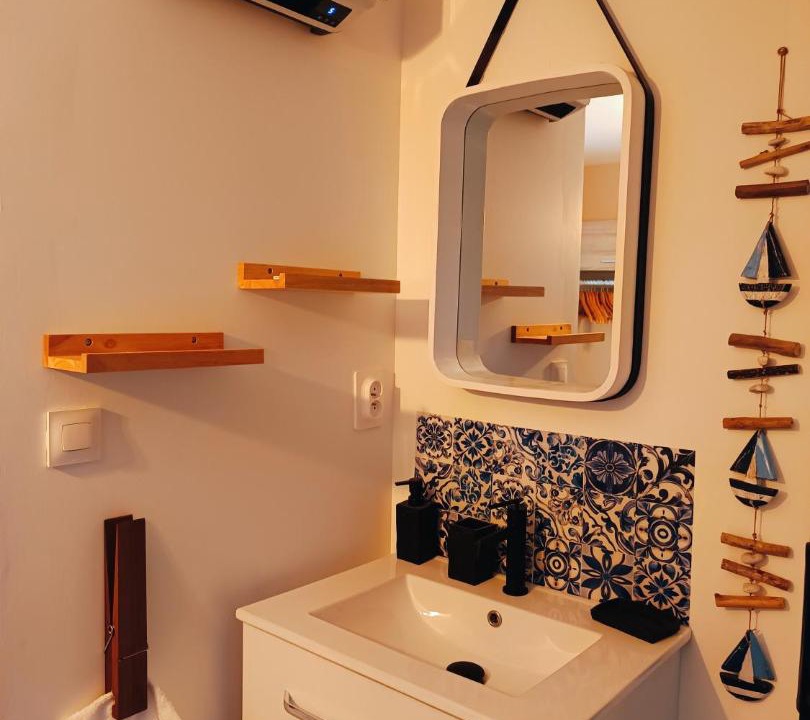 Photo of Bathroom in Le Crotoy