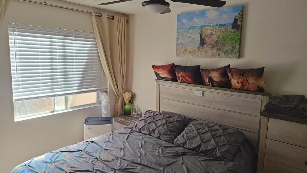 Photo of Bedroom in Santa Clarita