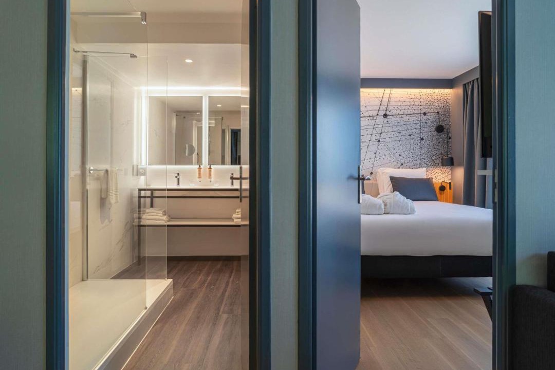 Photo of Bedroom in Antigone