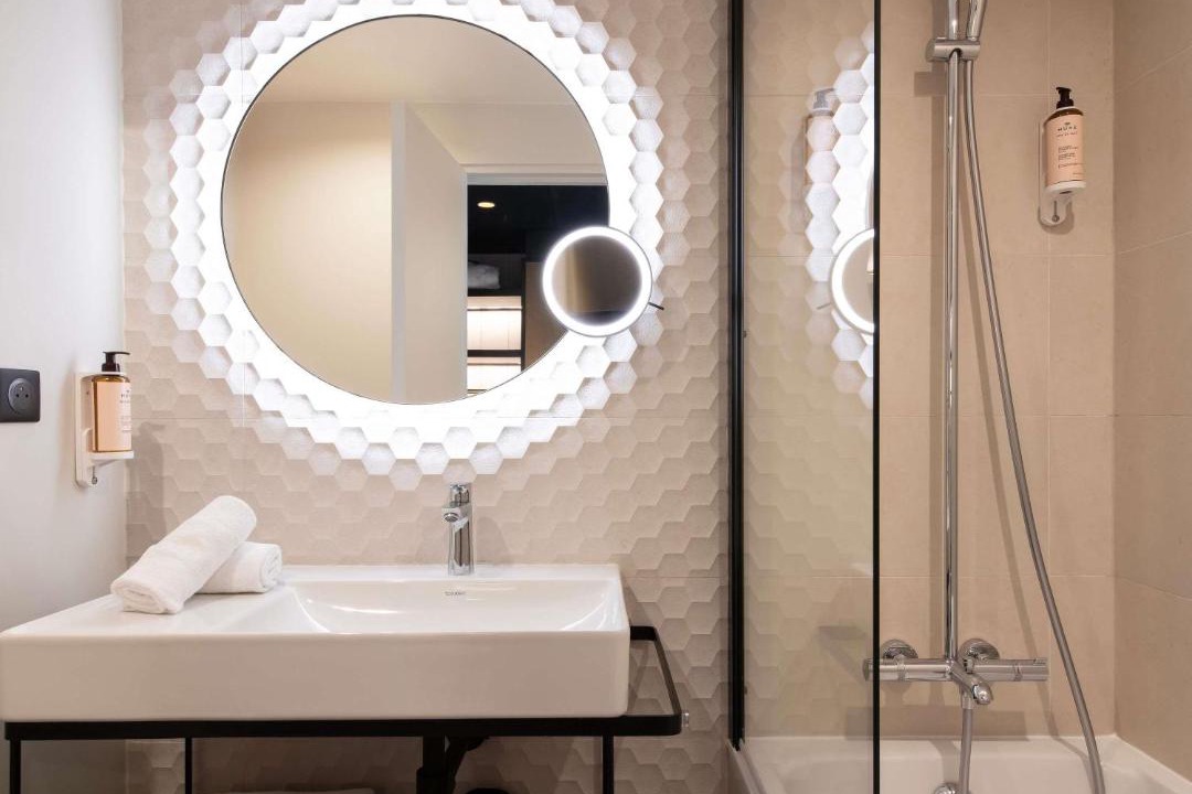 Photo of Bathroom in Quartier de la Salpetriere