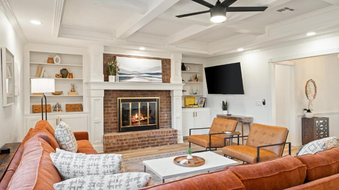 Photo of Livingroom in Edmond