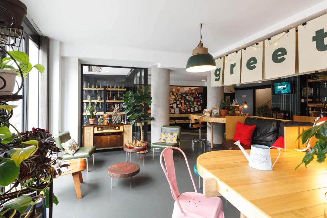 Photo of Others in 2nd Arrondissement