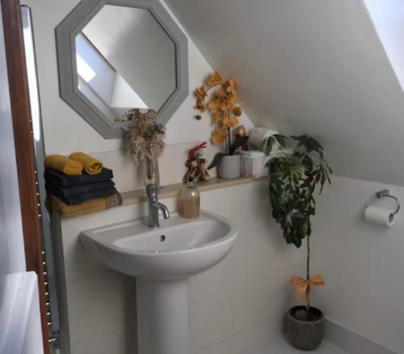 Photo of Others in Howlett End