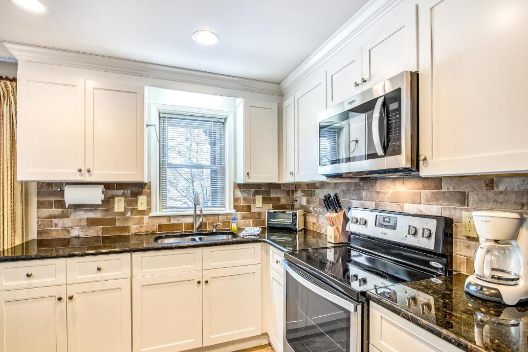 Photo of Kitchen in Lake Junaluska