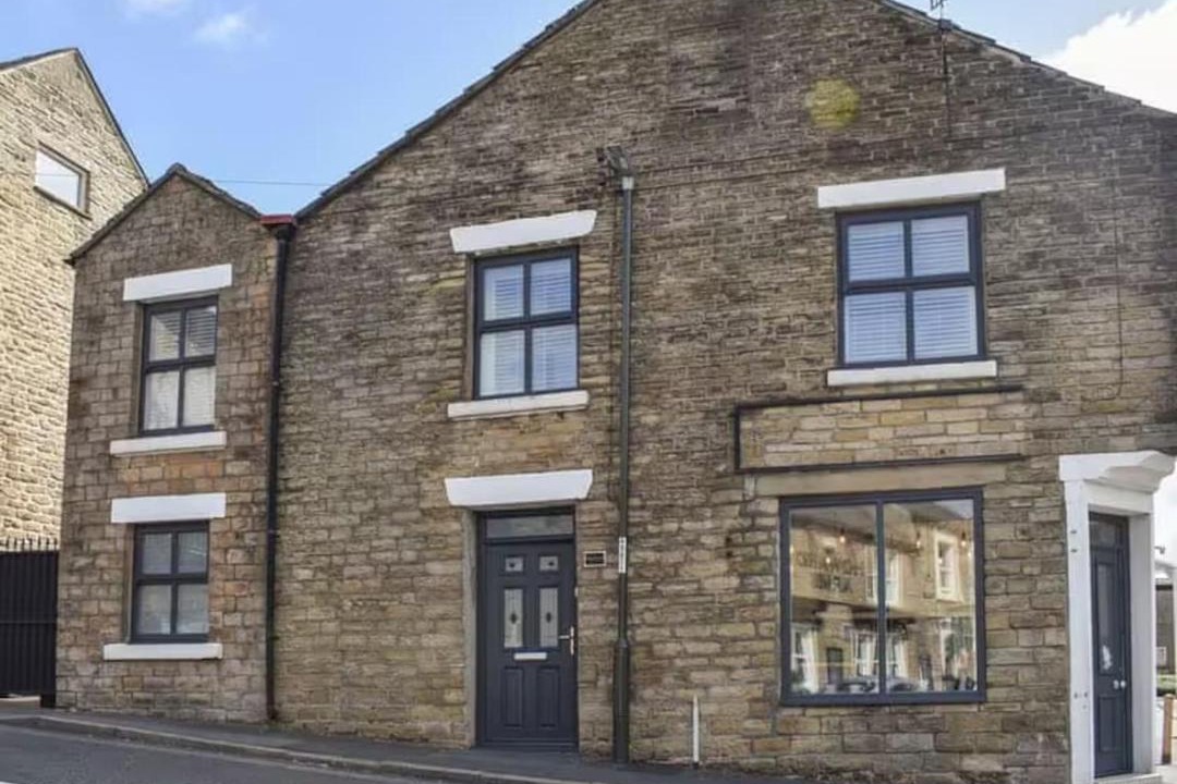 Photo of Others in Padfield