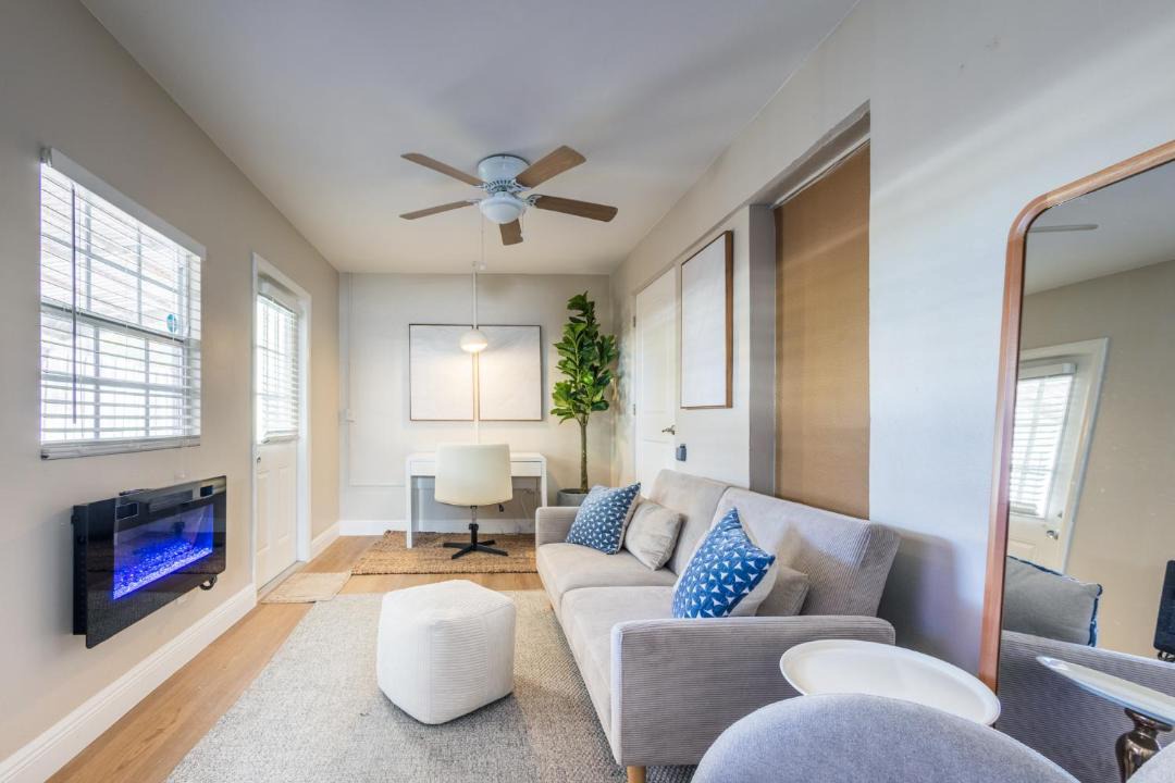 Photo of Others in Parker Ridge