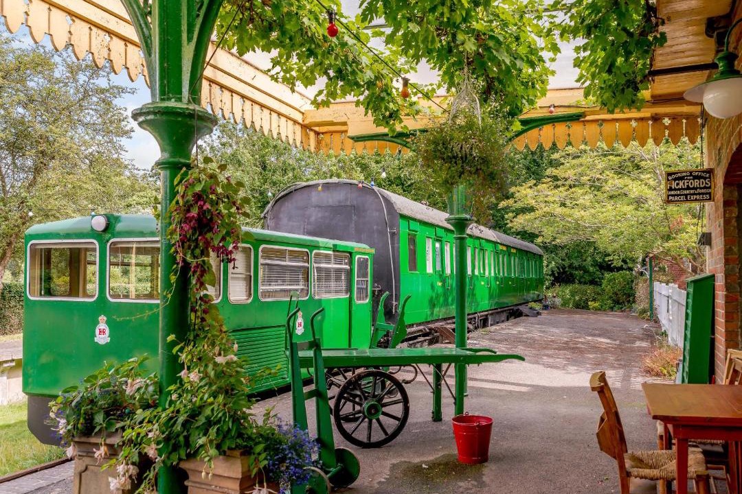 Photo of Others in Stockbridge