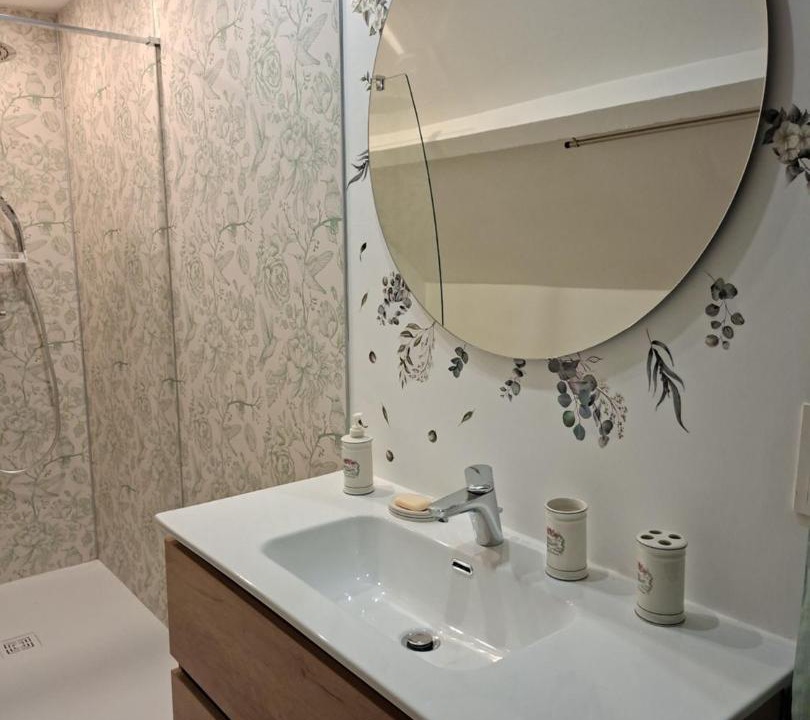 Photo of Bathroom in Gaillon