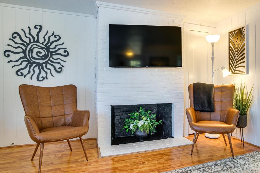 Photo of Livingroom in West Hyannisport