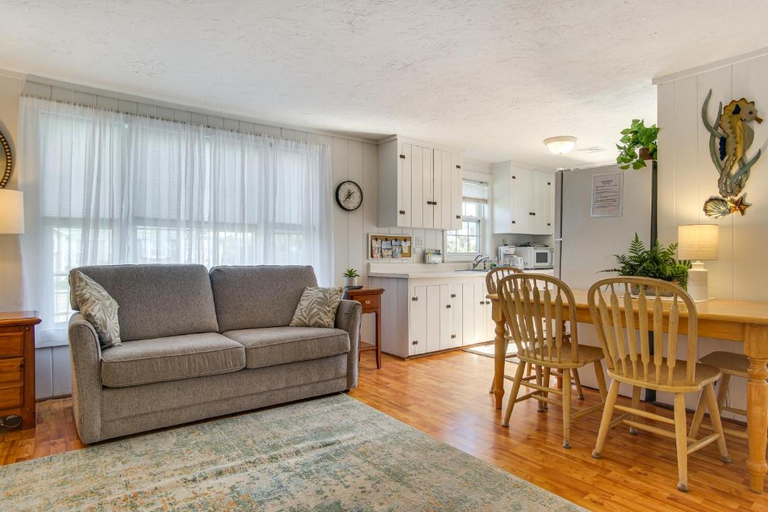 Photo of Others in West Hyannisport