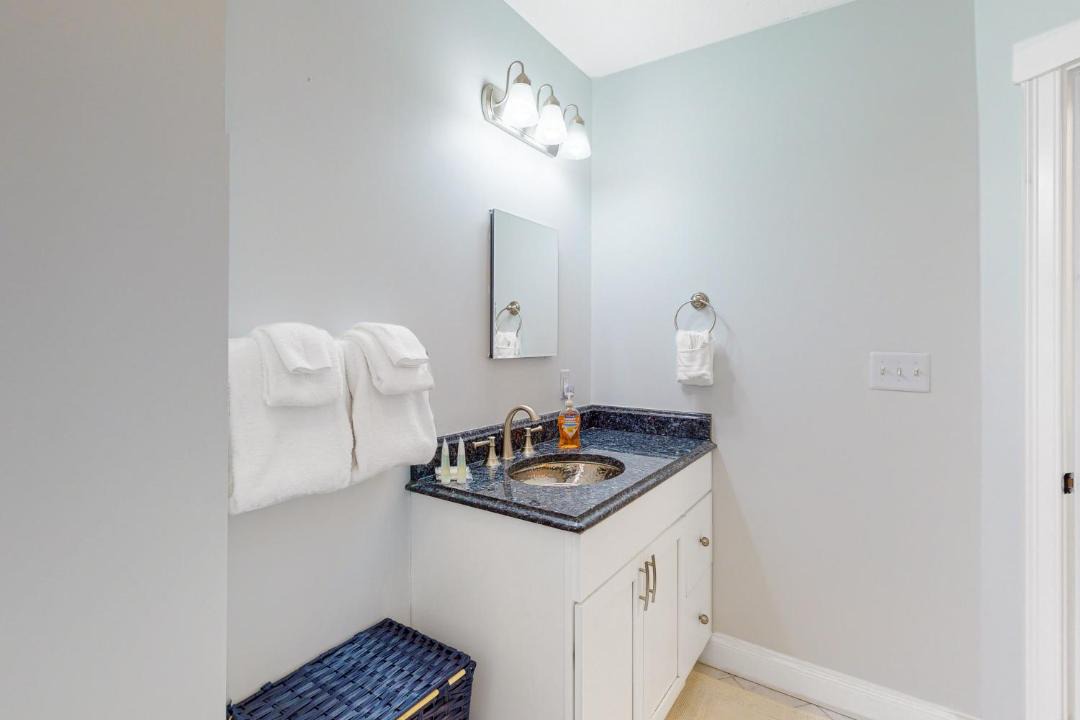 Photo of Bathroom in Ogunquit